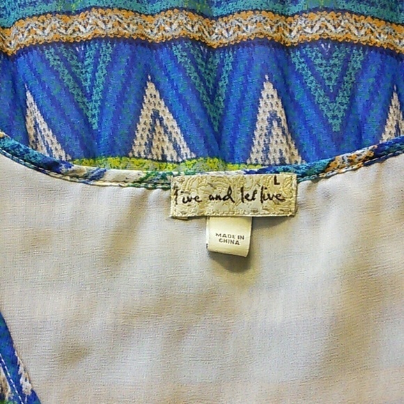 Live and Let Live | Accordian Pleat Tunic Tank L - Picture 3 of 3